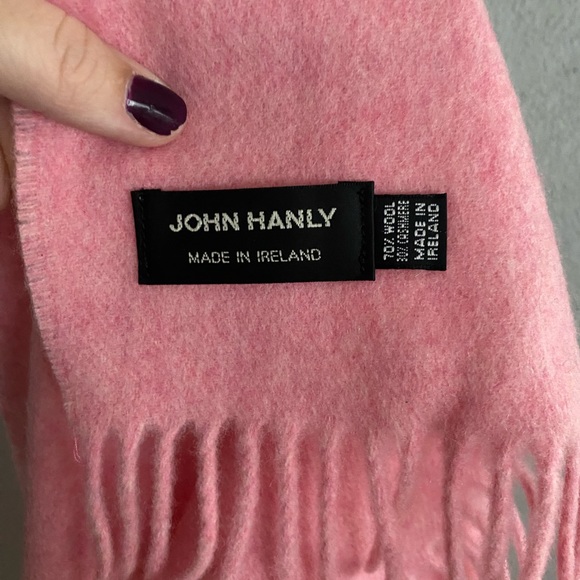 John Hanly Scarf Wool Cashmere Pink Fringed Ends Winter Cozy Chic Designer - Picture 3 of 4